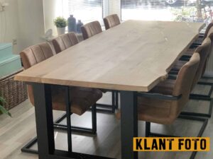 boomstam eiken tafel stoere U poot